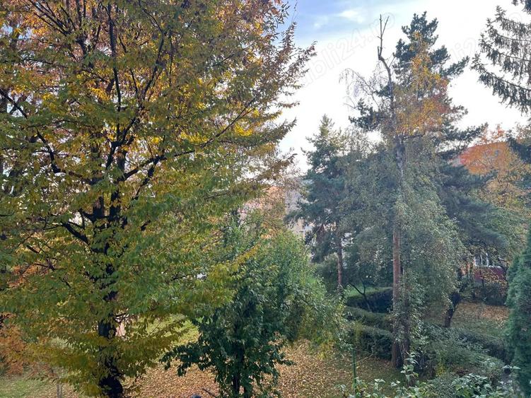 Privat, vand apartament 3 camere, str. Neptun, et. 2 4 - 4