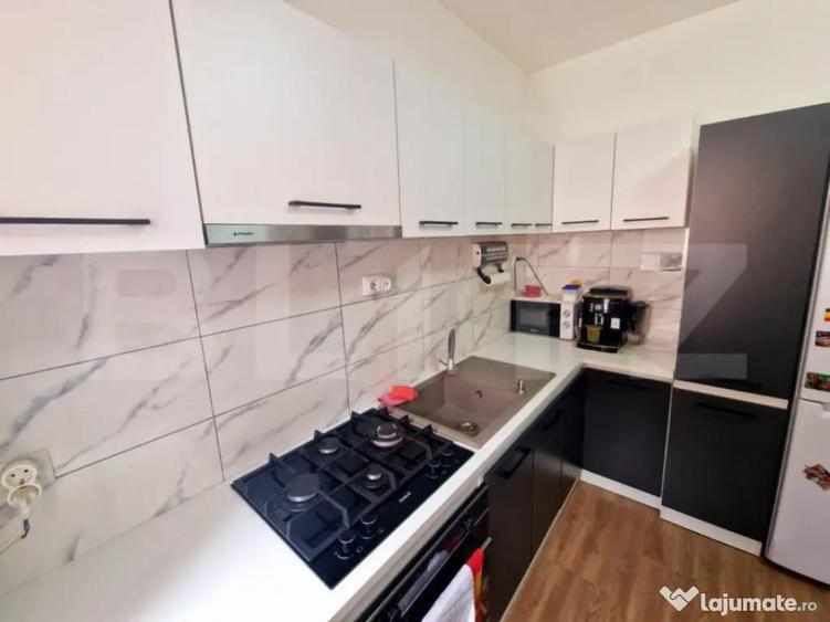 Casa familiala cu 4 camere, 2432 mp teren, Feldioara - 3