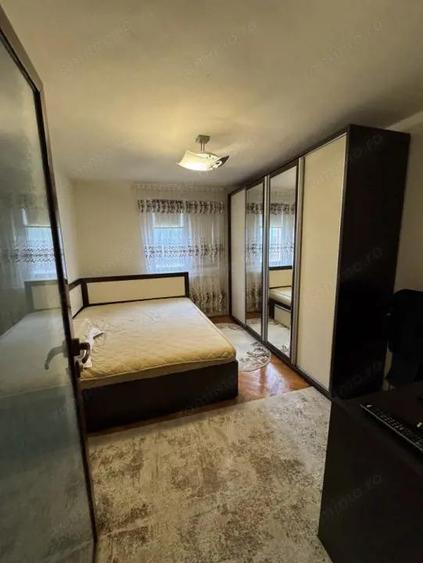 VILA Demisol+ Parter +Et 1+ Mansarda Ultracentral - 2