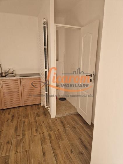 Garsoniera in casa zona Istorica Hotel Ambient,Parter.,curte comuna. - 5