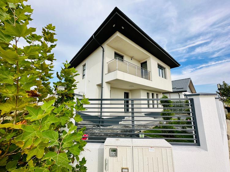 Casă P+1E de vânzare – 334 mp teren - 9