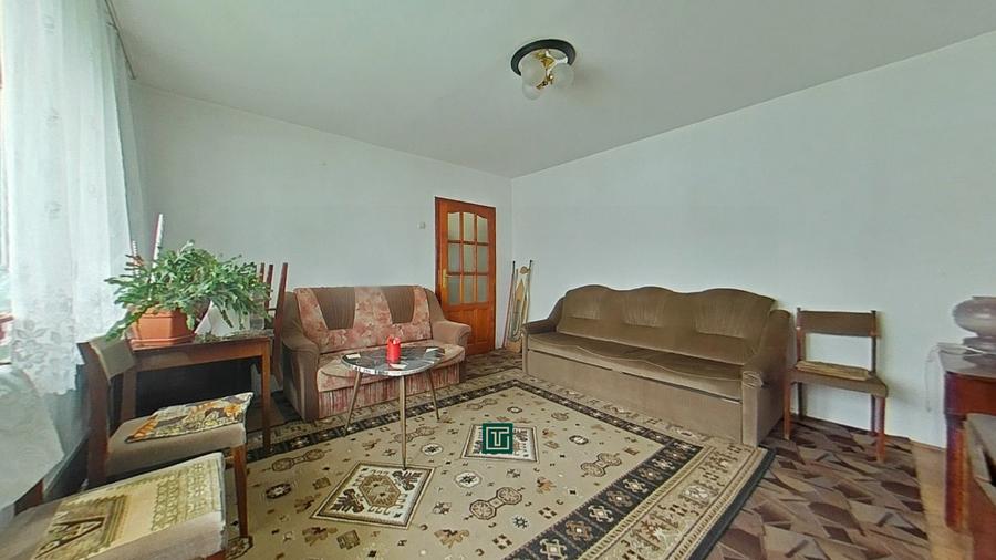 Apartament spațios cu 3 camere de vânzare în Arad – zona Micălaca, Miorița - 1