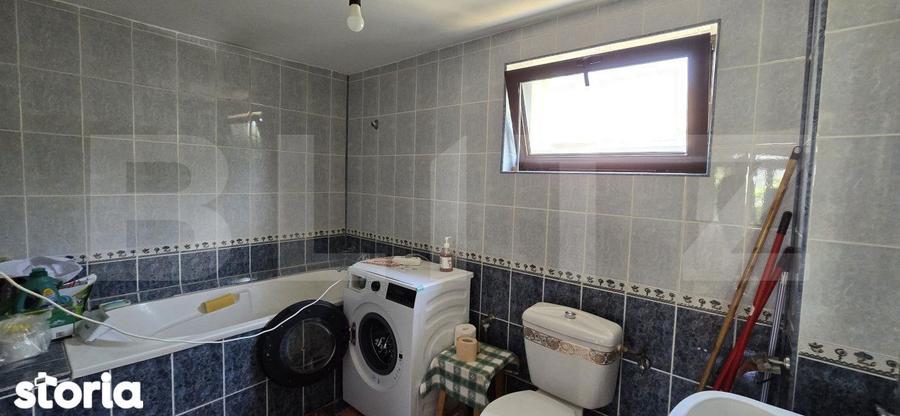 Gospodarie completa, ideala pentru familie, in zona Carcea - Primarie - 2