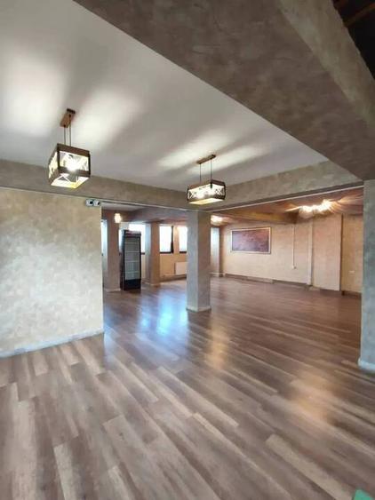 Colentina Stradal Vad Comercial|Vitrina 10 Metri | Statie RTB - 1