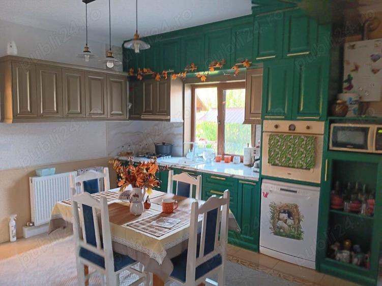 Casa cu mansarda moinesti - 5