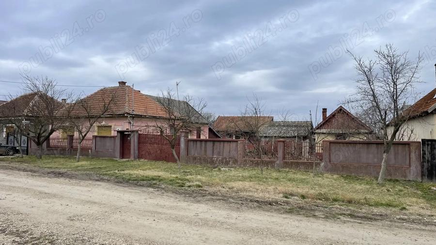 Vand Casa in Salard 2500mp - 4