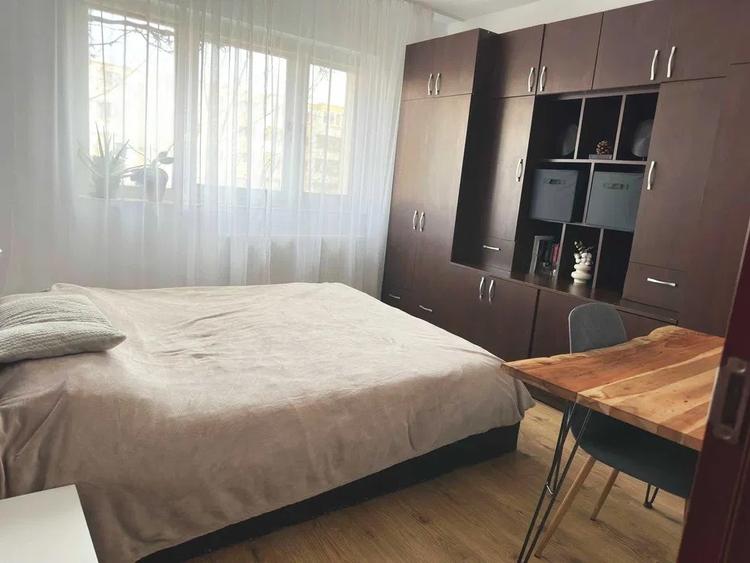 Apartament 2 camere decomandat, renovat , mobilat si utilat Intre Lacuri - 5