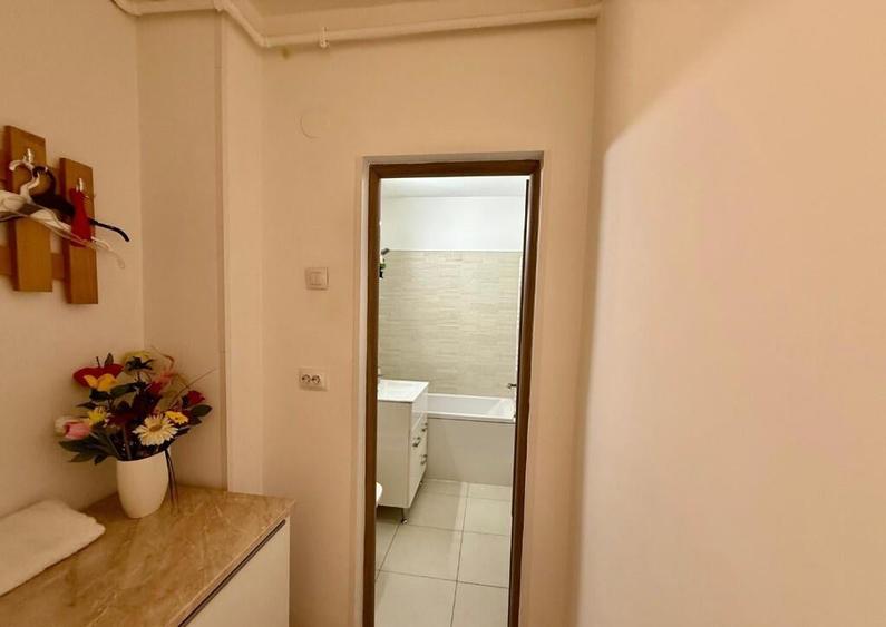 Garsoniera mobilata ?i utilata complet-zona Miorita - 11