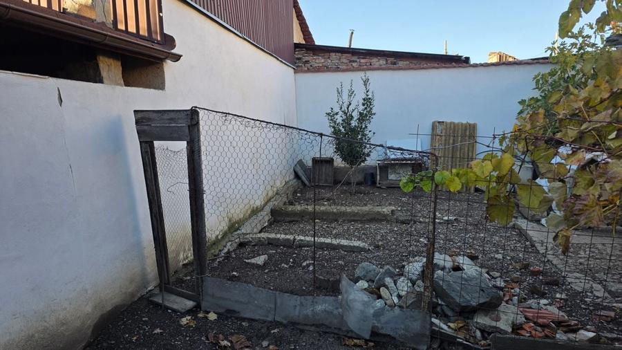 Vânzare casă 2 camere + curte, zonă de case – Stadion 1 Mai - 3