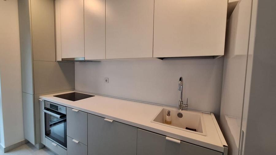 Timpuri Noi- Metrou - 10