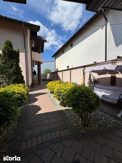 Vila Superba pentru 2 familii /9 Camere /Curte 721 - 6