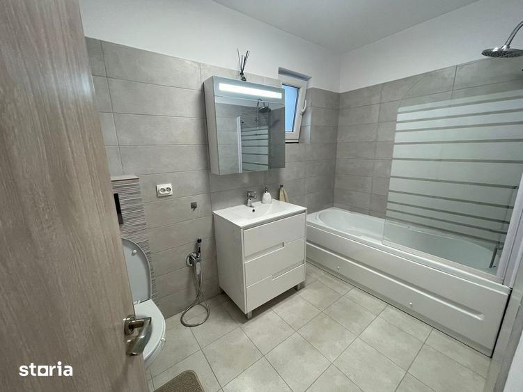 Duplex 4 camere de inchiriat, Str. Parfumului - 7