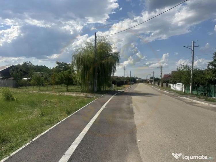 Teren intravilan 3474 mp Bradu-Auchan - 2