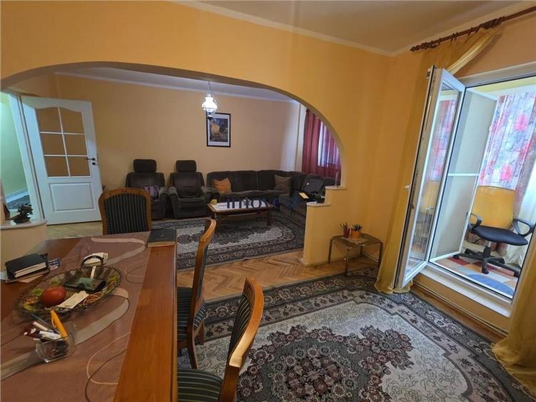 Apartament 5 Camere Lucian  Blaga - 4