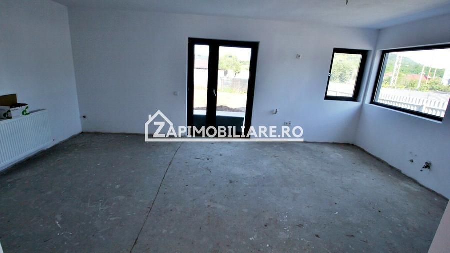 Casa 4 camere  120 mp,480 mp teren 0% comision - 21