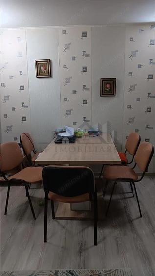 Barnova str Principala Vila P+1+M 225mp Teren 600mp amenajat - 15