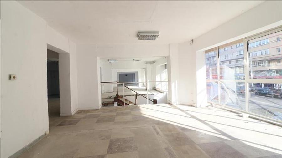 Spatiu comercial 465 m Central - Gara - 14