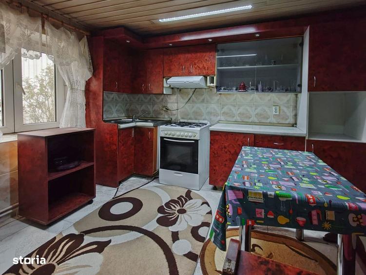 Vand casa cu 5 camere, garaj si curte proprie - cartier Salaj - 12