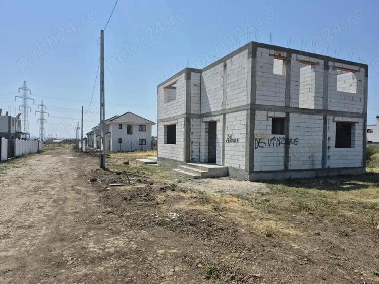 Aten?ie ! Casa la ro?u ! - 3