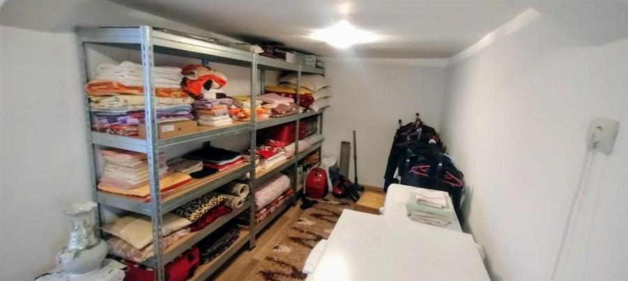 Casa renovata 4 camere cu teren 1800m Smeeni - 10