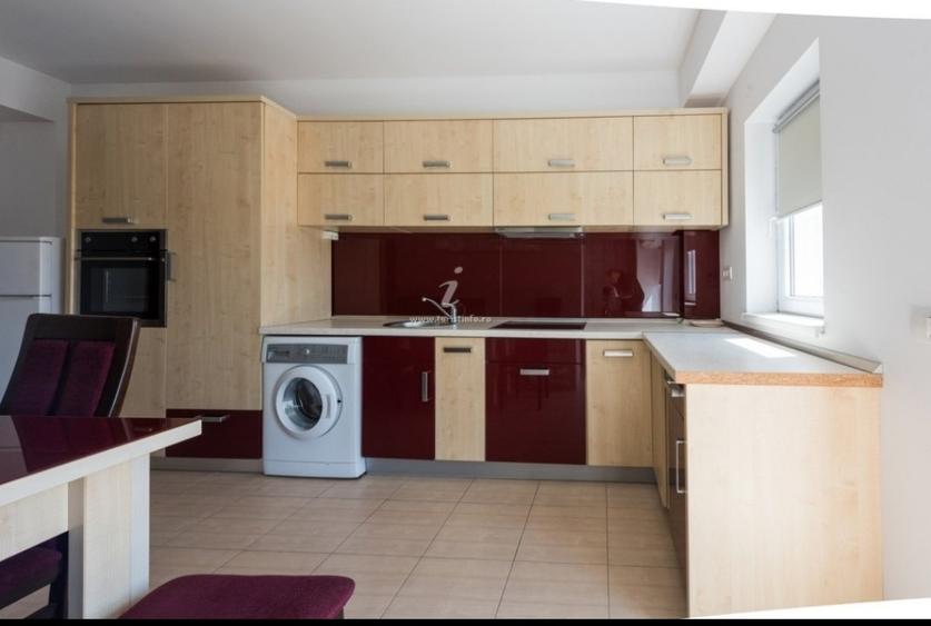 Inchiriere Apartament 2 camere spatios pe malul marii - 9