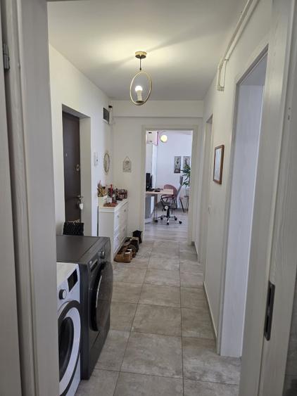 Direct proprietar - Vand apartament cu 2 camere, Metalurgiei, Sector 4 - 7