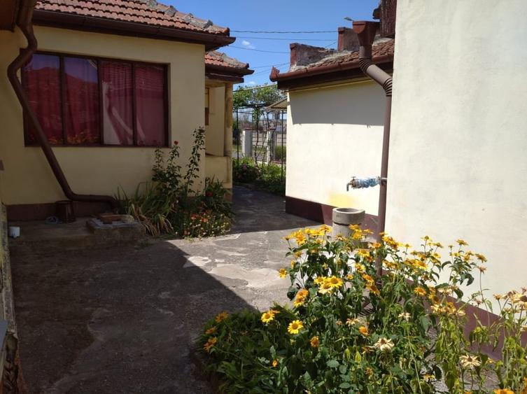 Casă individuală cu 3 camere cu Teren 472 Mp în Grădiște