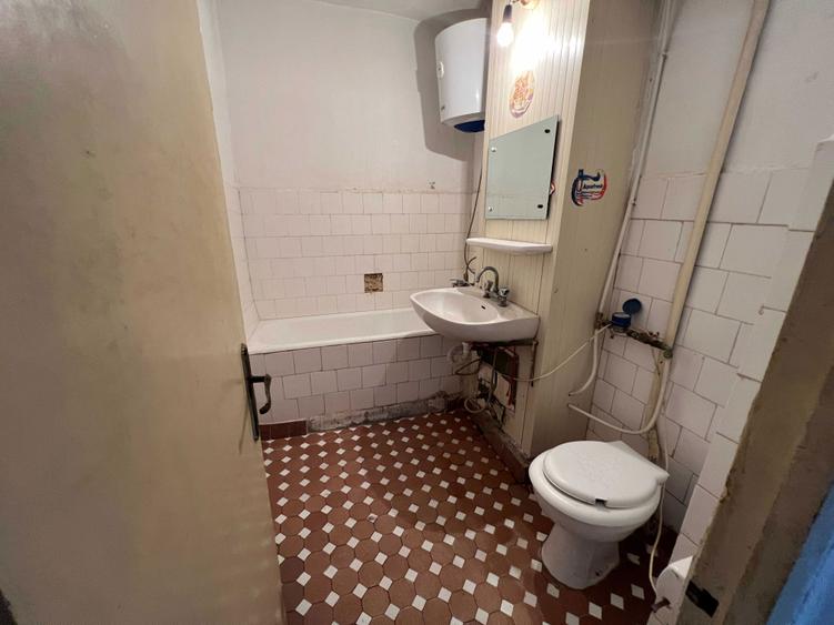 Vand apartament 2 camere ultracentral - 7