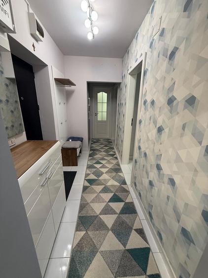 Apartament cu 3 camere semidecomandat în Micălaca