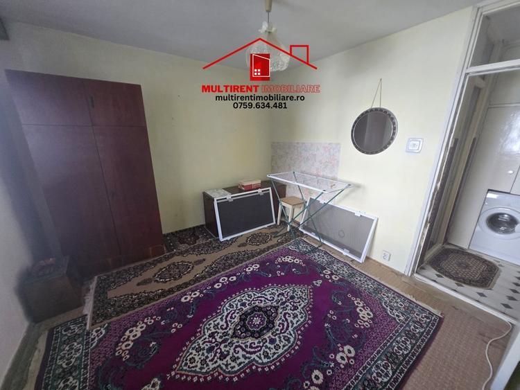 Apartament de vanzare etaj 1 - str.Podgoriilor ! - 4