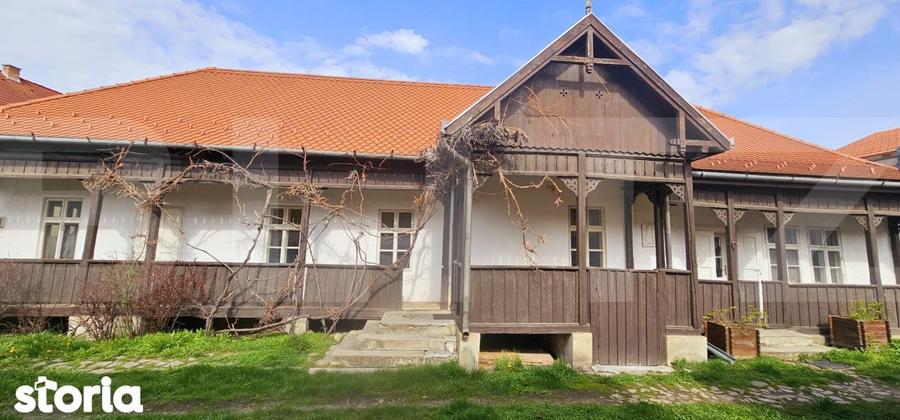 Casa traditionala in centrul orasului, potential ridicat - Sf.Gheorghe - 1