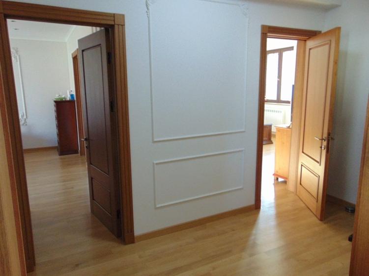 FARA COMISIOANE linga padure Vila 7 camere mobilata 4 bai 2 terase pe 1600mp - 57