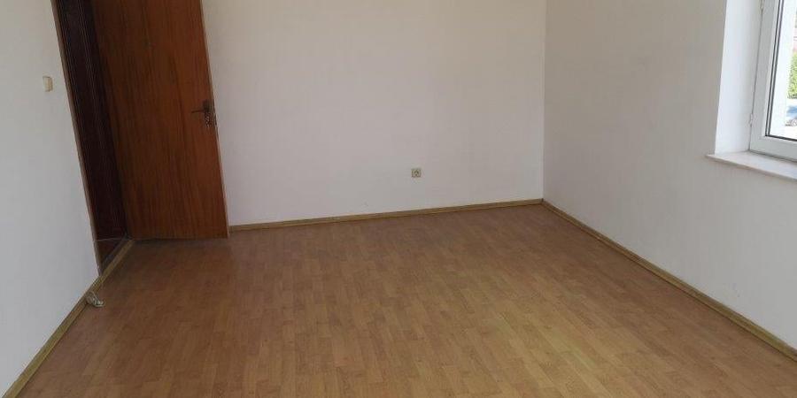 Hala  Brasov Zona Bartolomeu - 12