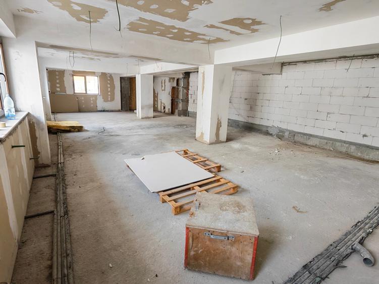 Spatiu comercial/birouri open space zona in plina dezvoltare - 9