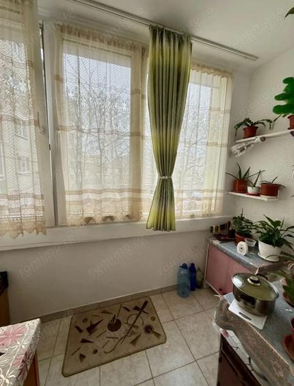 Apartament 2 Camere Decomandat Etaj1 Zona Girocului Plavat II La 2 Minute De Pensiunea UNO - 8