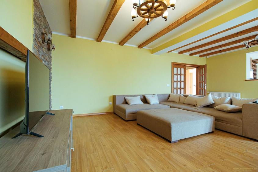Casă nouă, intrare Stupini - 35