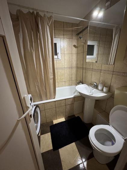 Inchiriere apartament 3 camere Iancului, Biserica Capra - 1