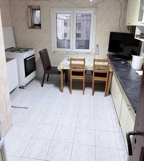 Colentina,Bloc 1986,2 BAI,2 BALCONE,Decomandat,Luminos,Spatios - 5