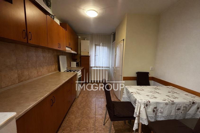 Apartament 3 camere, 2 bai, boxa si loc de parcare, Intre Lacuri, str. Siretului - 5