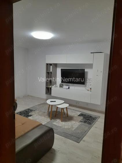 Apartament 2 camere decomandat-zona George Enescu
