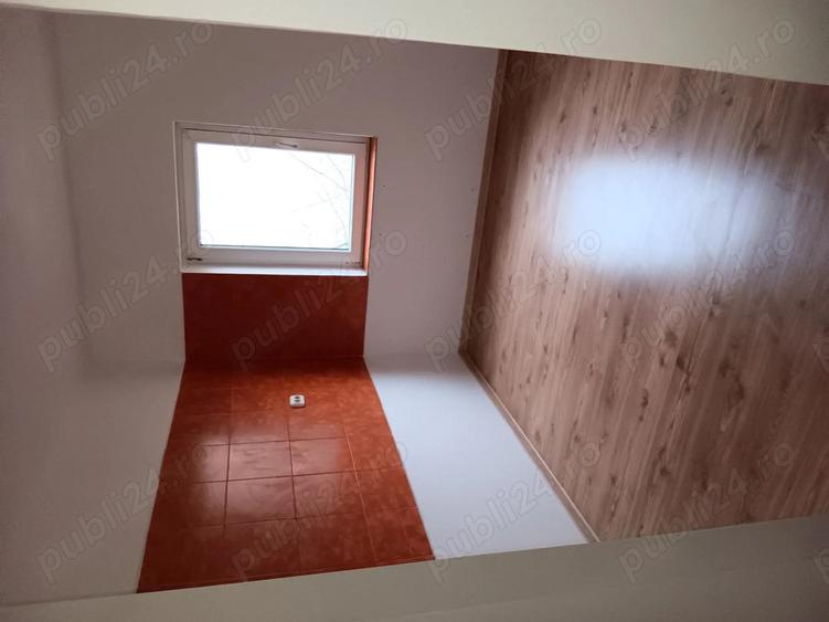 Apartament de vanzare cu 3 camere, decomandat, Splai Mihai Viteazul- Drobeta Turnu Severin - 1