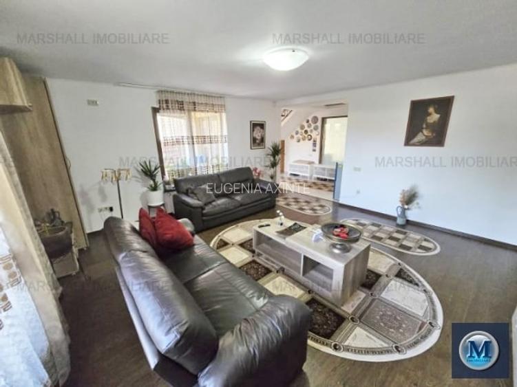 Casă cu 6 camere în P-ța Mihai Viteazu