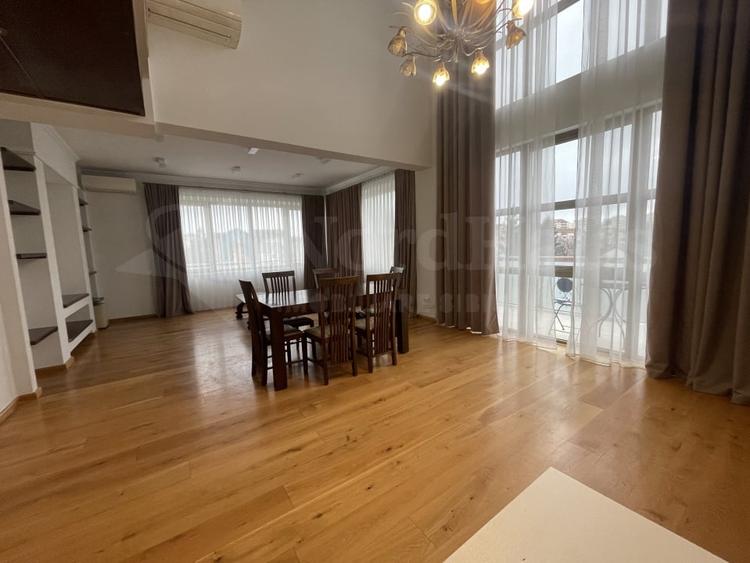 Spatii comerciale si birouri premium – acces dublu, parcare privata - 12