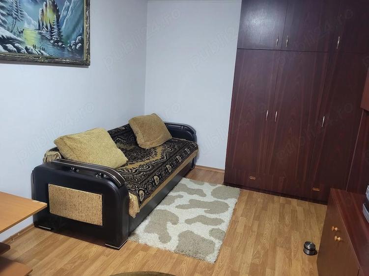 Inchiriez garsoniera confort.1 decomandata fara balcon. Suprafa?a utila 27mp. Utilata ?i mobilata - 3