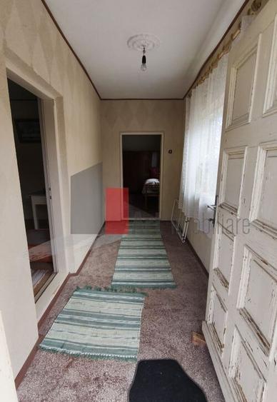 Casa curte cu teren 1600 mp Manolache - 12