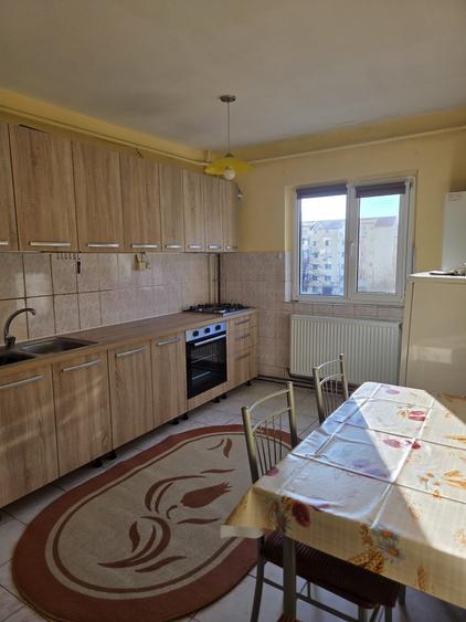 !!! 2 Camere...Str Ana Ipatescu..cu CT - 2