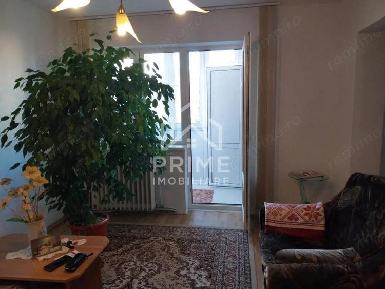 Apartament 3 camere| 55 mp| etaj 2| zona Cugir - 1
