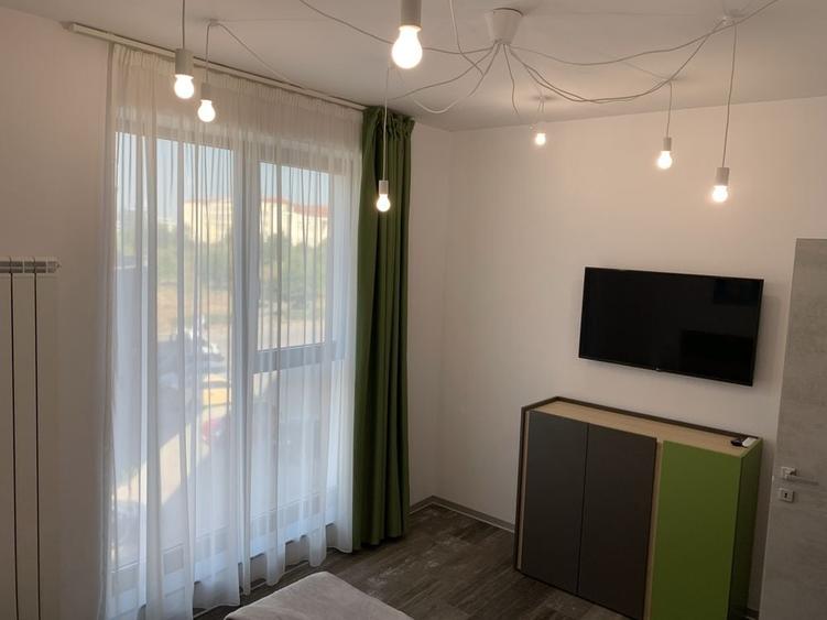 Apartament cu 2 camere decomandat în Palazu Mare