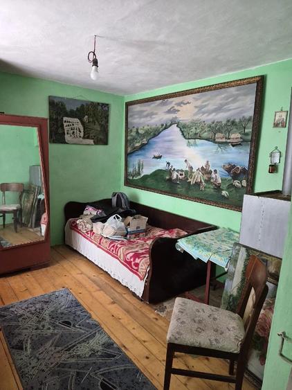 Teren de 3000 mp, în Amzacea
