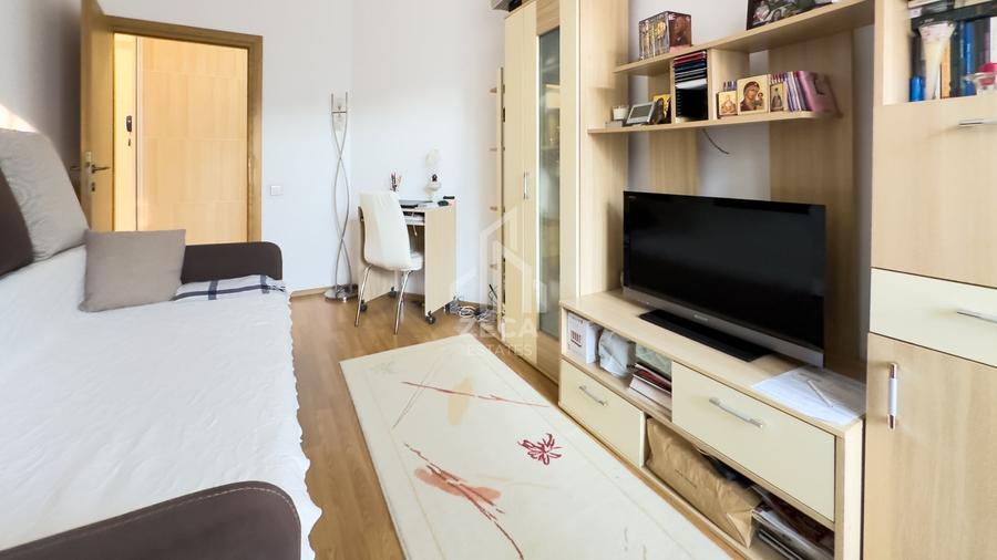 Apartament cu 2 camere, mobilat în Păcii